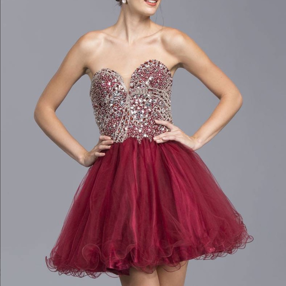 💥💥Sale💥💥Aspeed Beaded Bodice Short Dress Strapless. Size XS